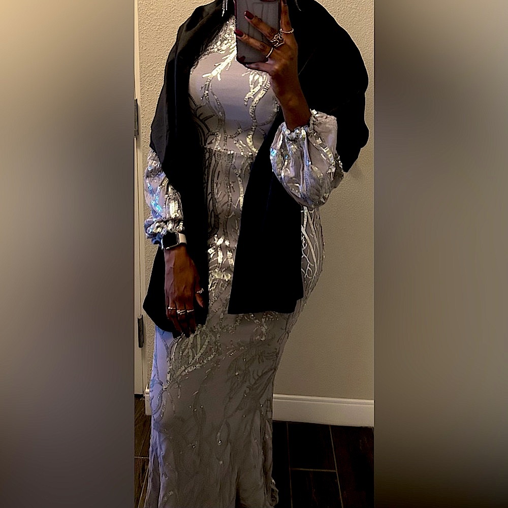Missord Women’s Formal & Fitted Sequin Maxi Dress in Silver - Picture 2 of 4